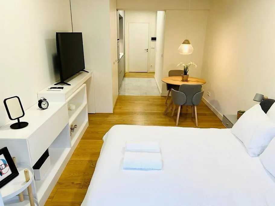 Lisbon Crespo High Class Studio Next To Saldanha Portugal