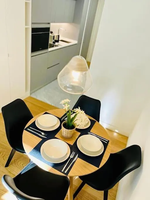 Lisbon Crespo High Class Studio Next To Saldanha Apartment